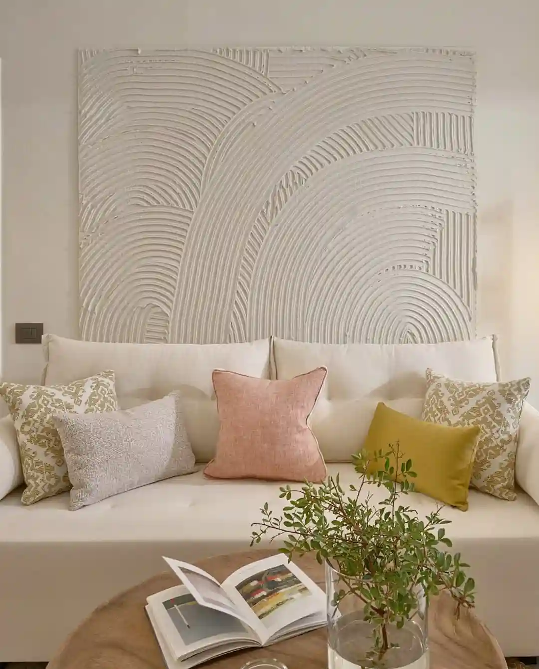 16 Living Rooms Wall Decor Ideas