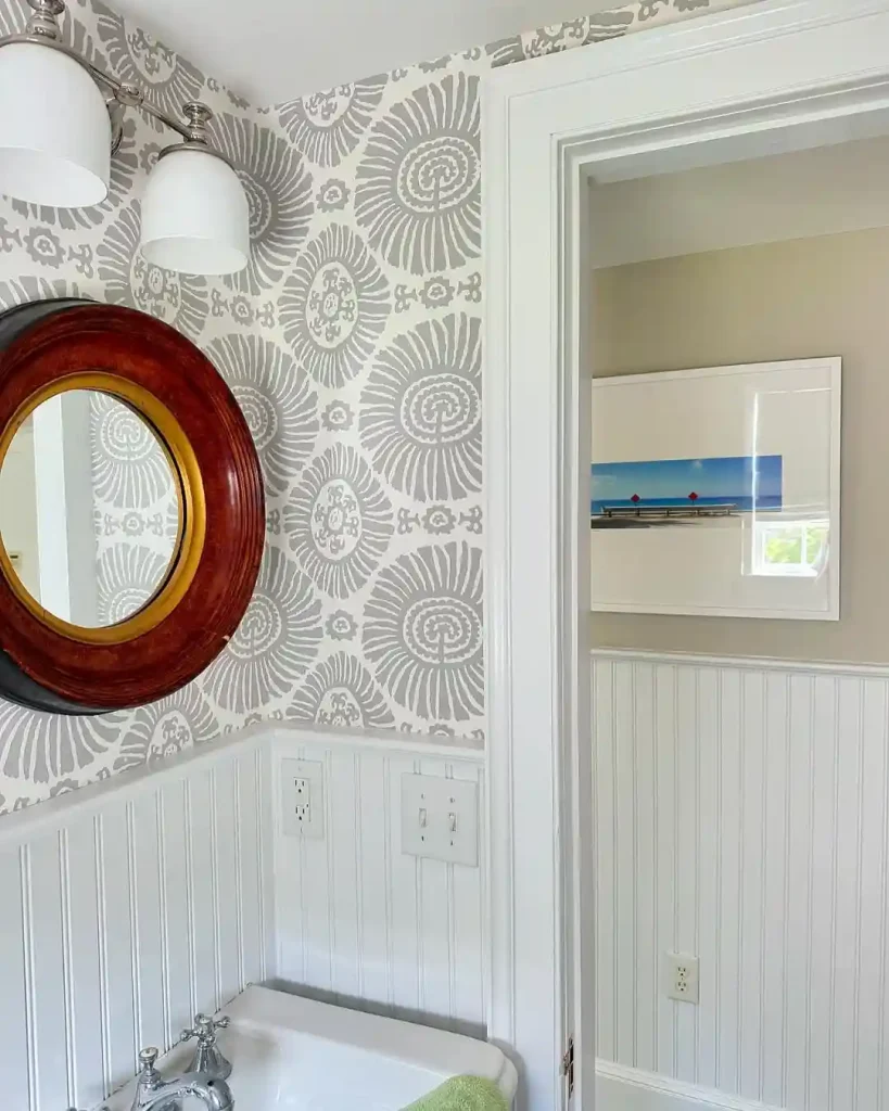 Coastal Wallpaper with Vintage Charm