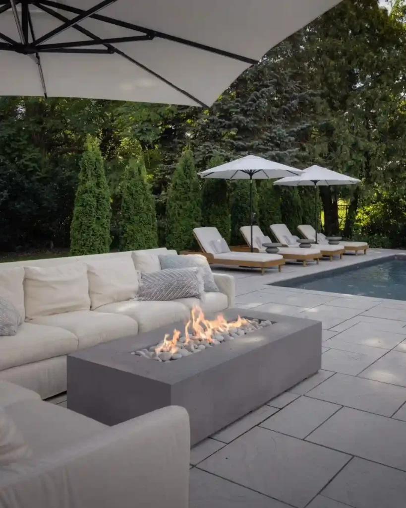 Small Bowl Fire Pit with Cozy Seating