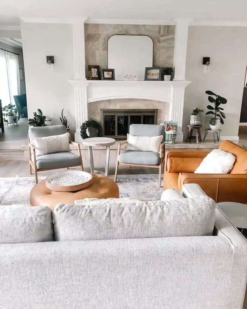 Bright Transitional Minimalist Living Room with Mixed Seating
