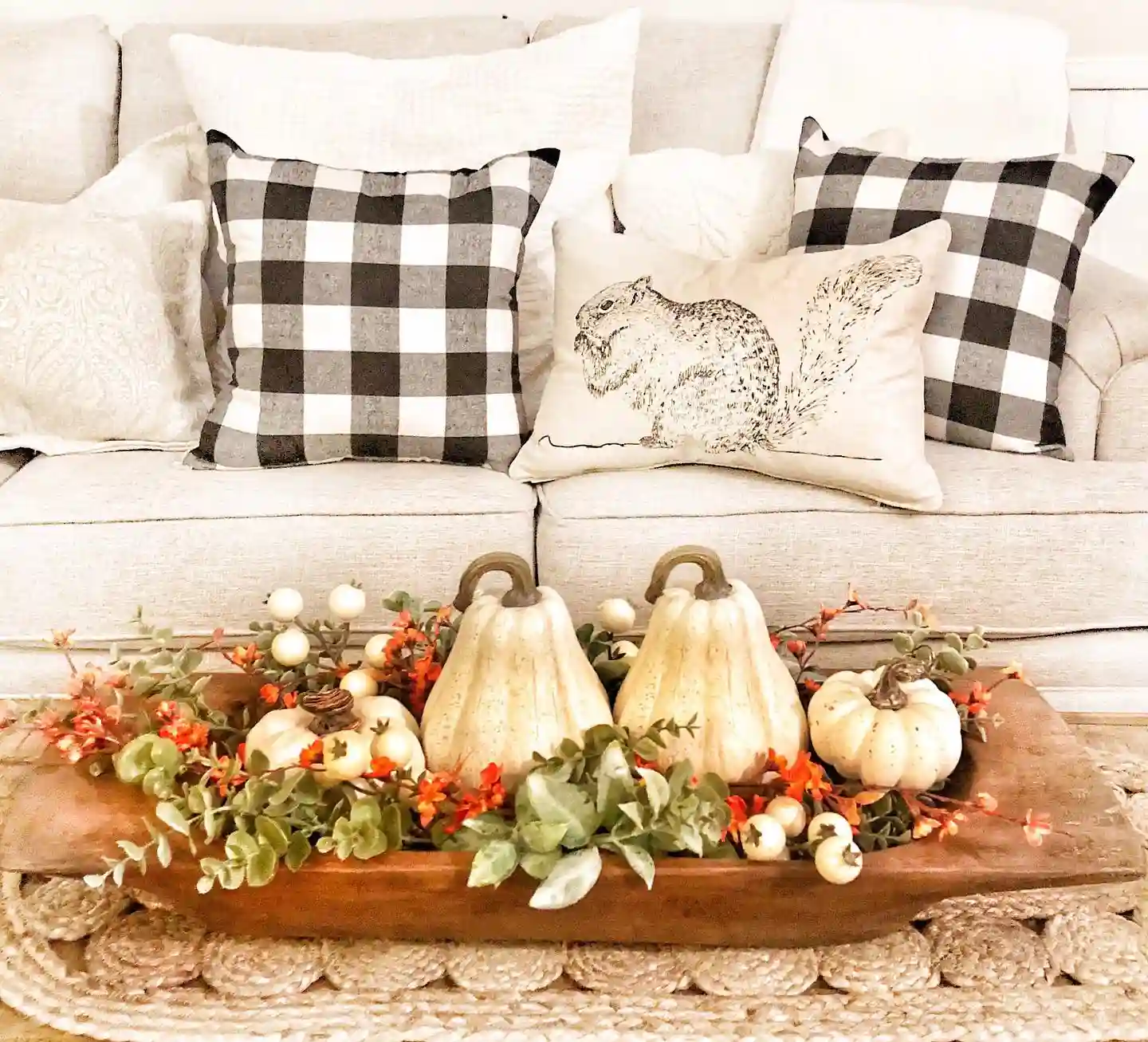 22 Cozy Fall Coffee Table Decor Ideas
