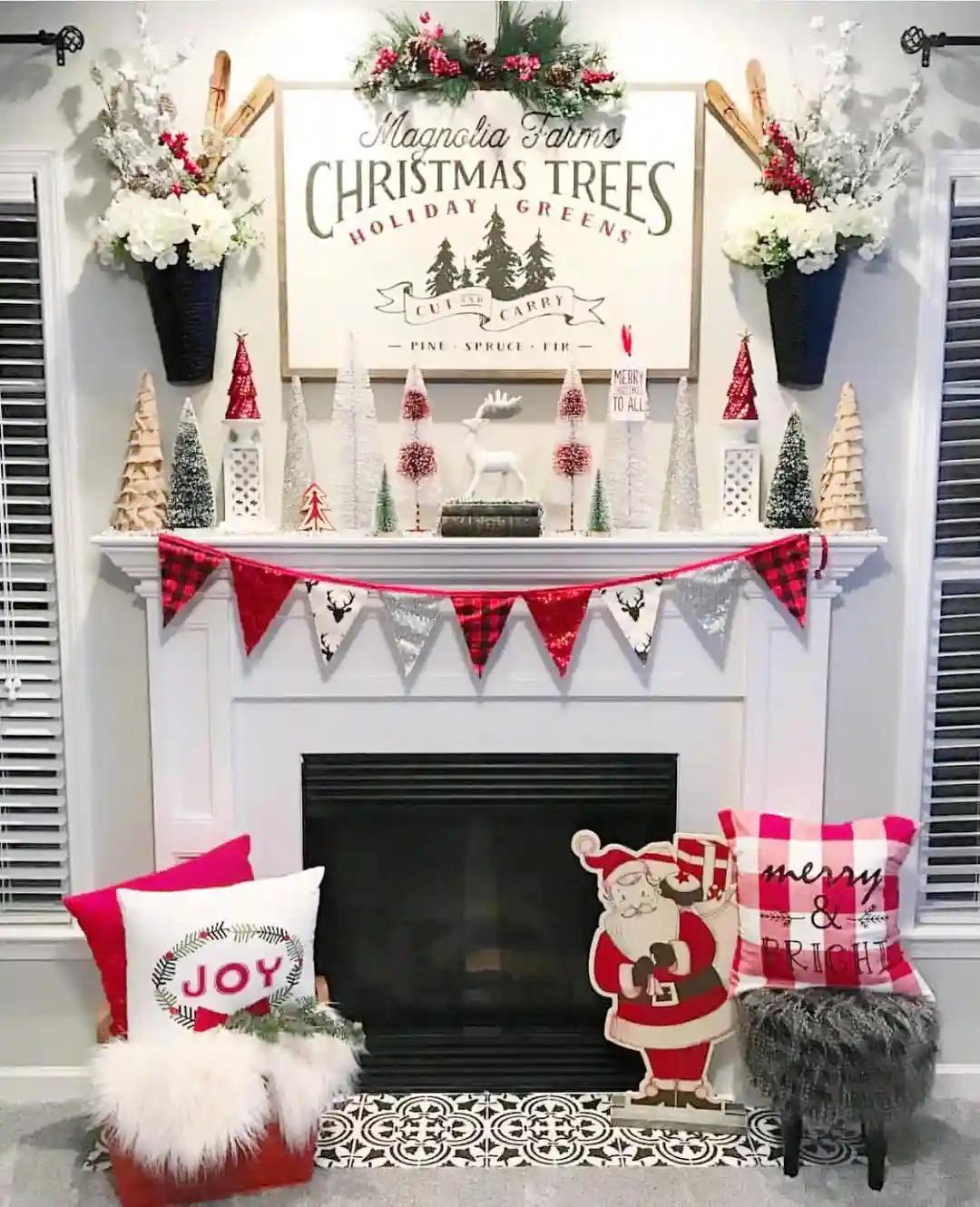 25 Christmas Mantel Decor Ideas