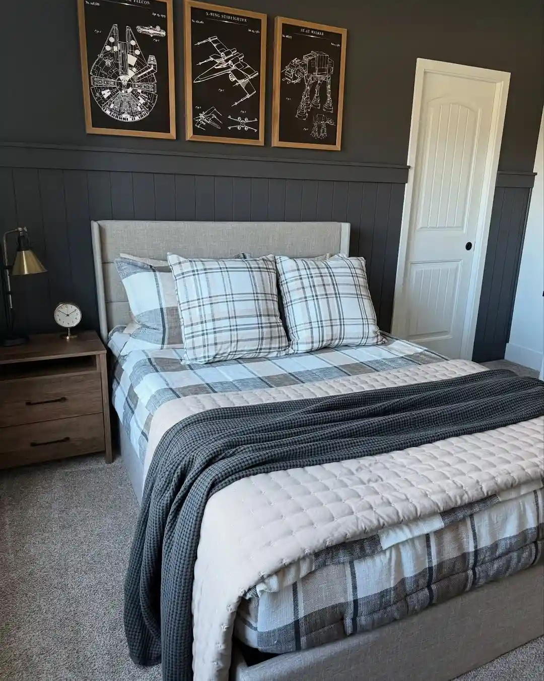 30 Small Teen Girl Bedroom Ideas (Smart + Stylish)