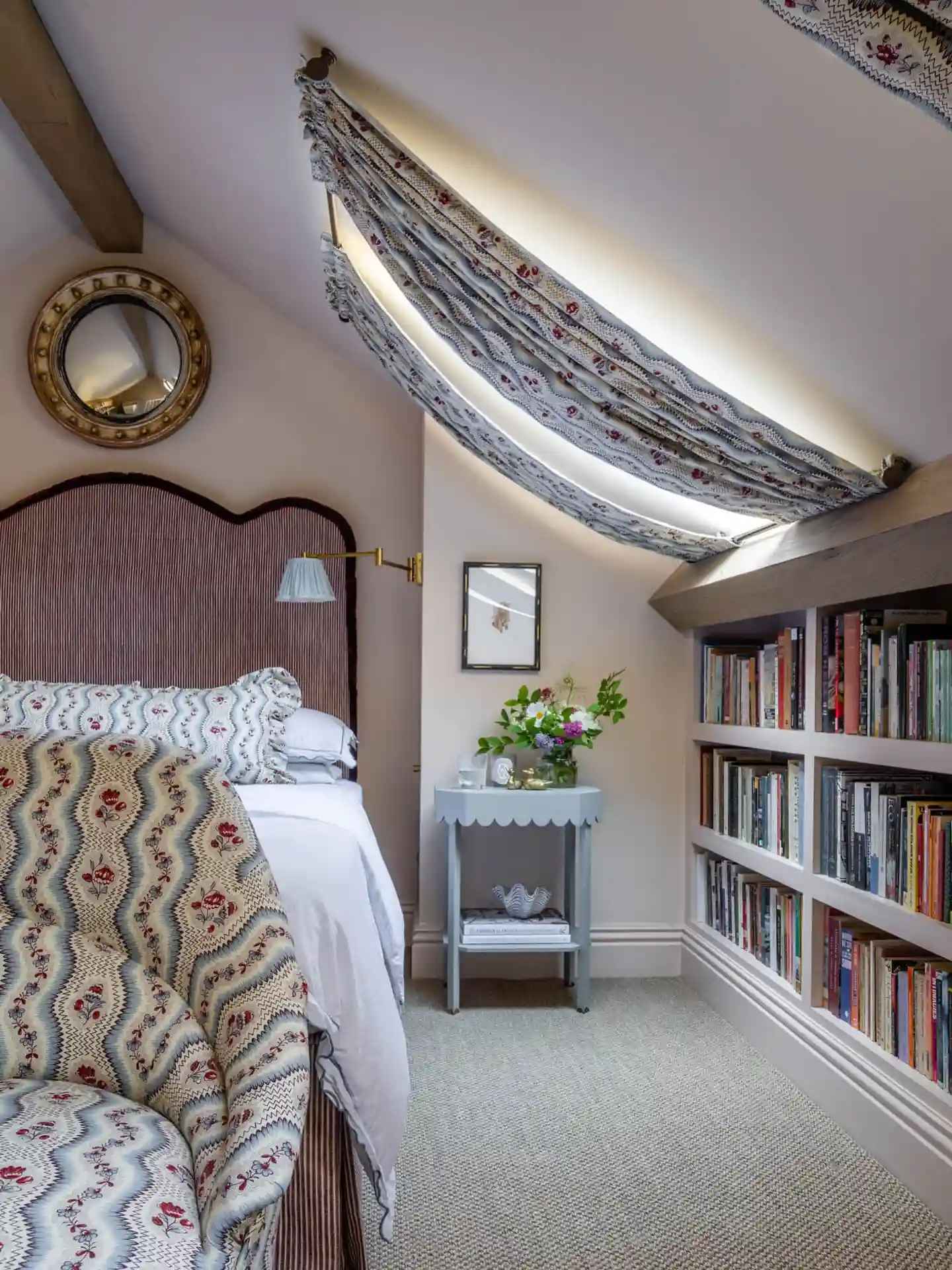 25 Loft Bedroom Ideas That Make Small Spaces Feel Bigger
