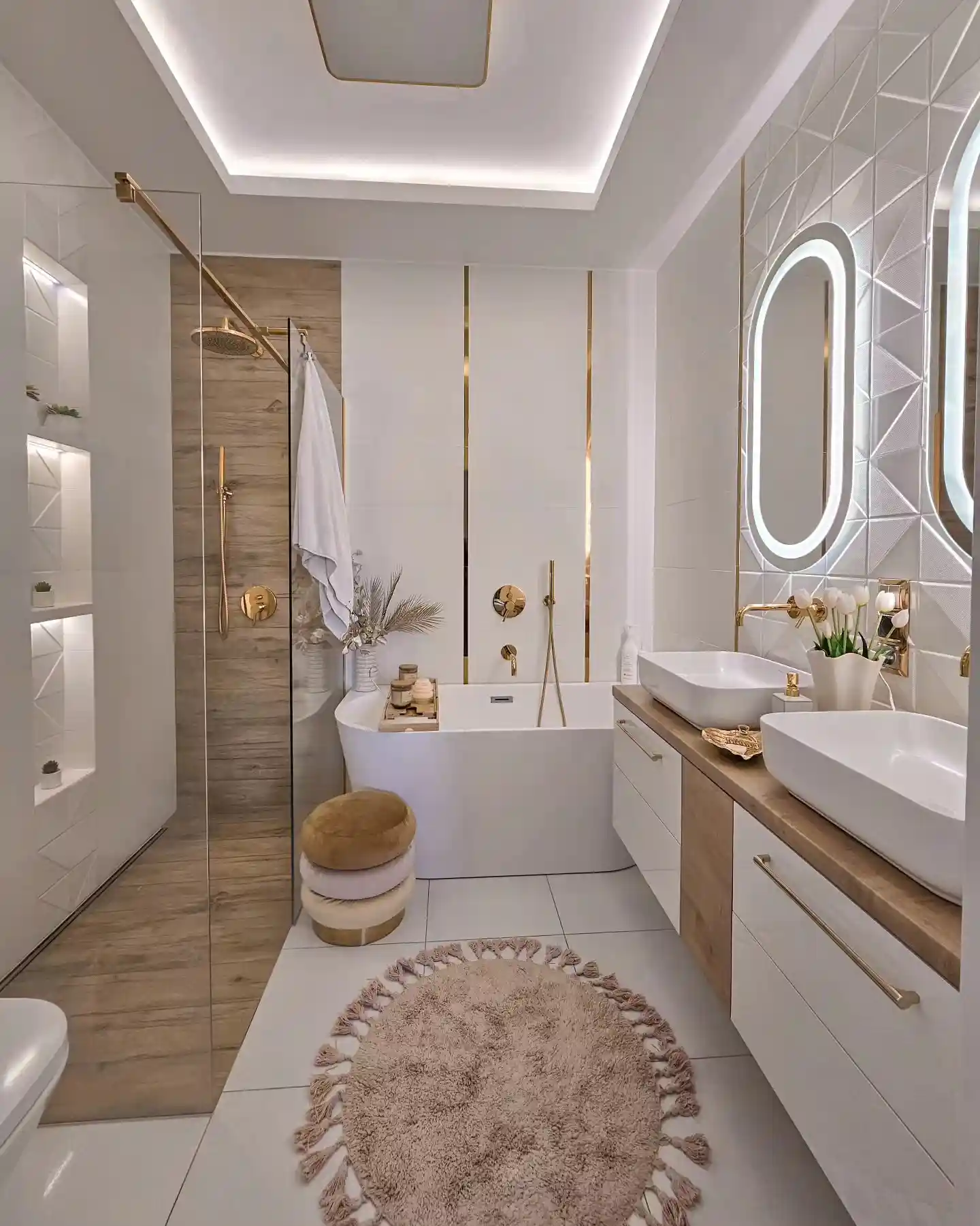 21 White Bathroom Ideas